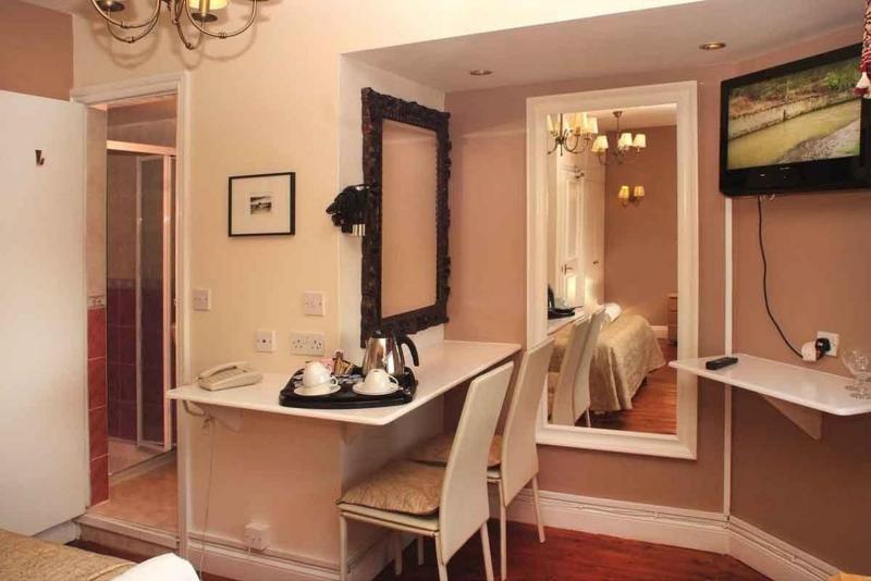 Quarto Triplo Estandar, Piccolino Hyde Park