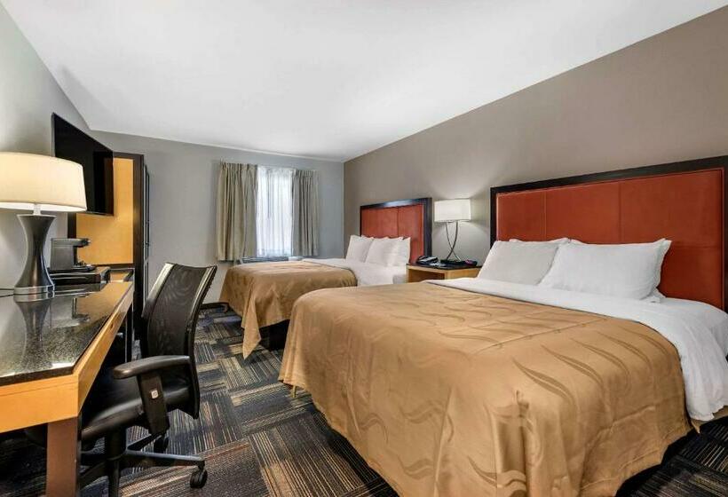 اتاق استاندارد با 2 تخت دوبل, Quality Inn & Suites Evansville Downtown