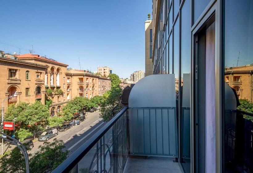 اتاق استاندارد, Holiday Inn Yerevan   Republic Square, An Ihg