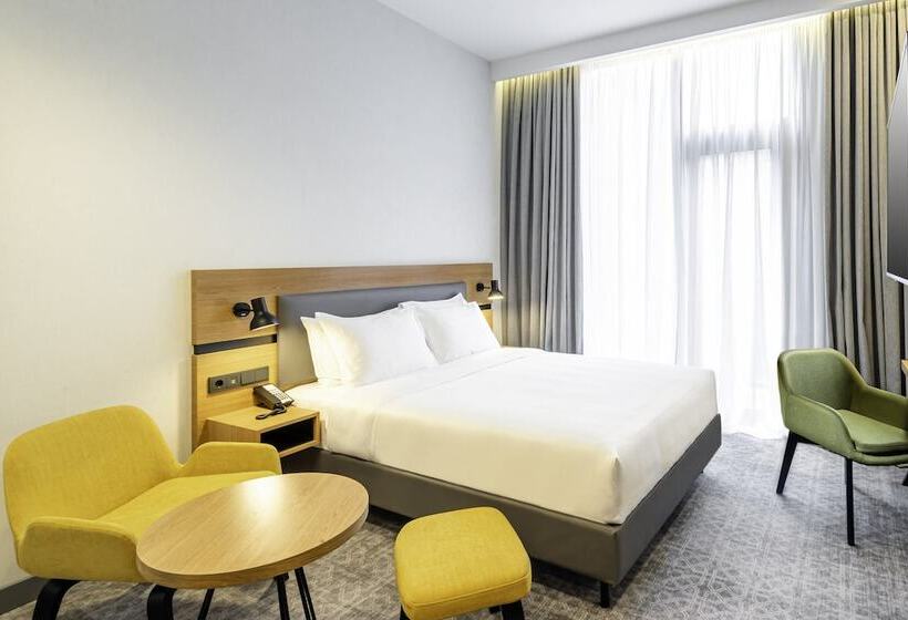 اتاق استاندارد, Holiday Inn Yerevan   Republic Square, An Ihg