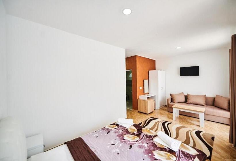 Suite Pool View, Halibas