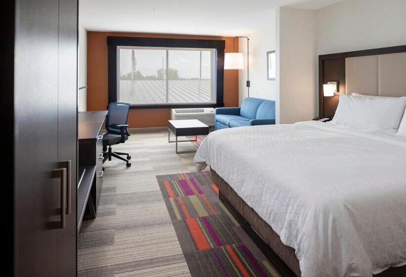 스위트 킹사이즈 침대, Holiday Inn Express & Suites   Bourbonnais East   Bradley, An Ihg