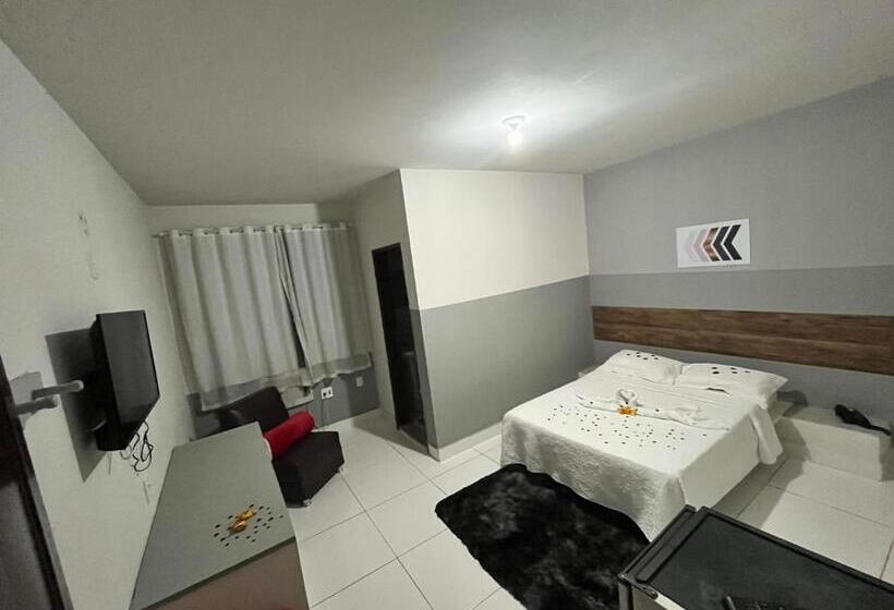 Quarto Estandar, Arco