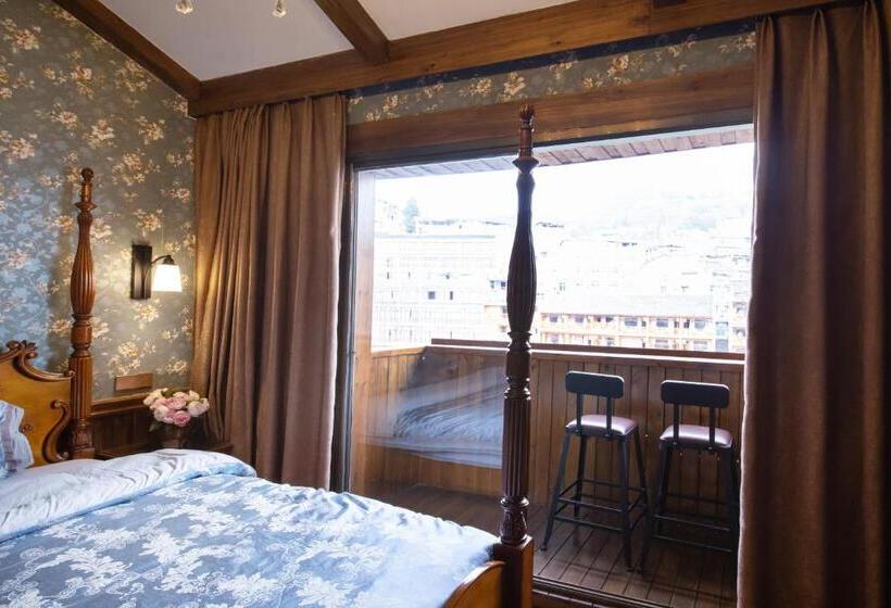 اتاق استاندارد با چشم‌انداز رودخانه, Flower Time Inn
