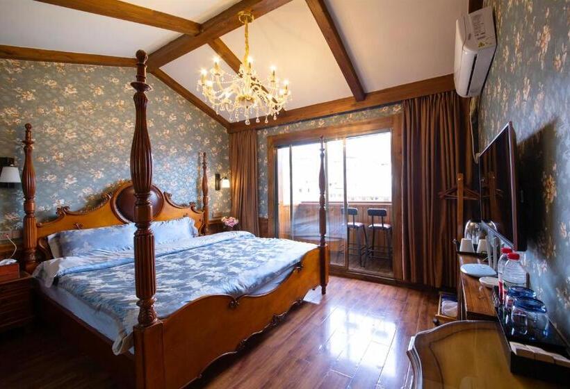 اتاق استاندارد با چشم‌انداز رودخانه, Flower Time Inn