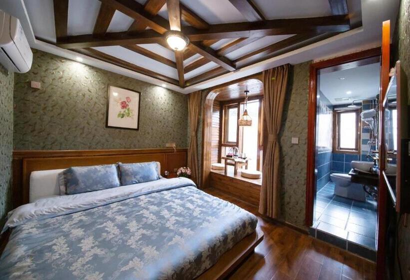 اتاق استاندارد, Flower Time Inn