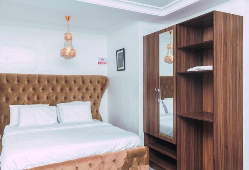 اتاق اجرایی سه نفره, 247 Luxury