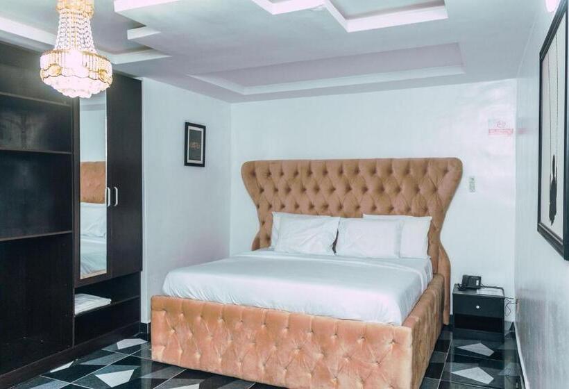 اتاق اجرایی سه نفره, 247 Luxury