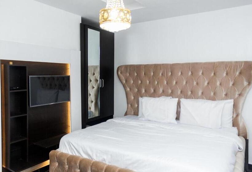 اتاق لوکس, 247 Luxury