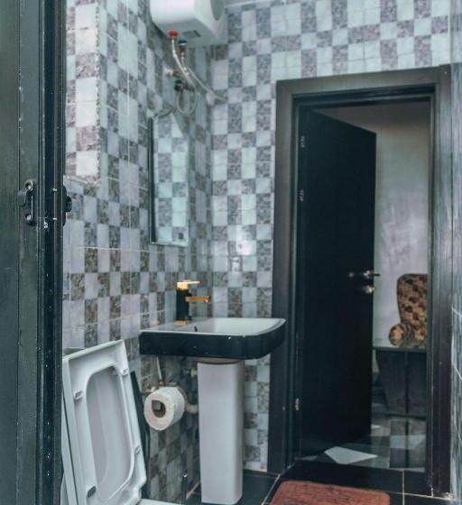 اتاق لوکس, 247 Luxury