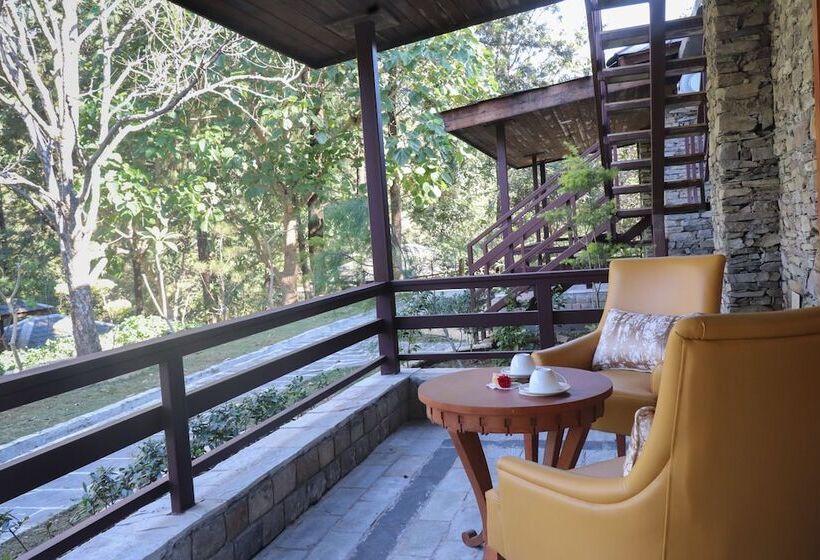 디럭스 룸, Punarnava Resort & Spa