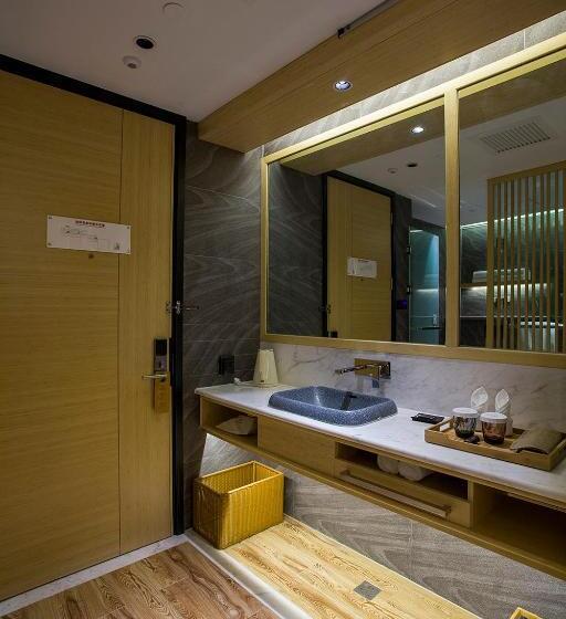 اتاق استاندارد, Jianguo Hidden