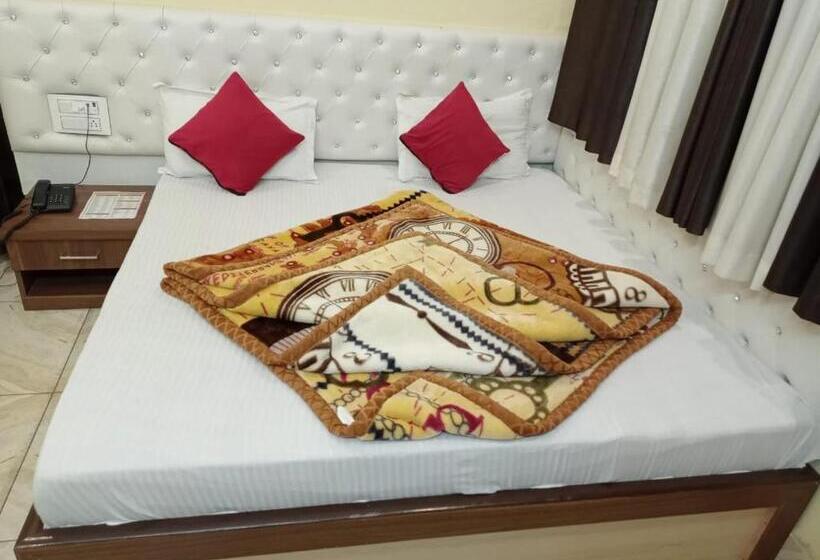 Номер Стандарт, Vinayak Inn