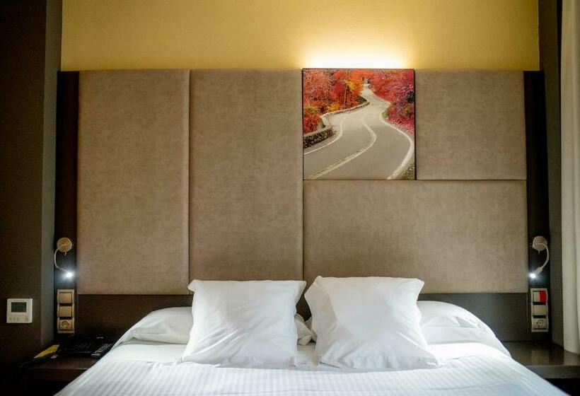 اتاق راحتی, Costa Esmeralda Suites