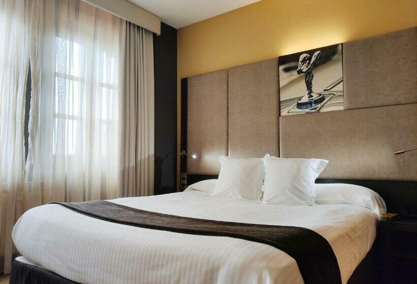 اتاق راحتی, Costa Esmeralda Suites