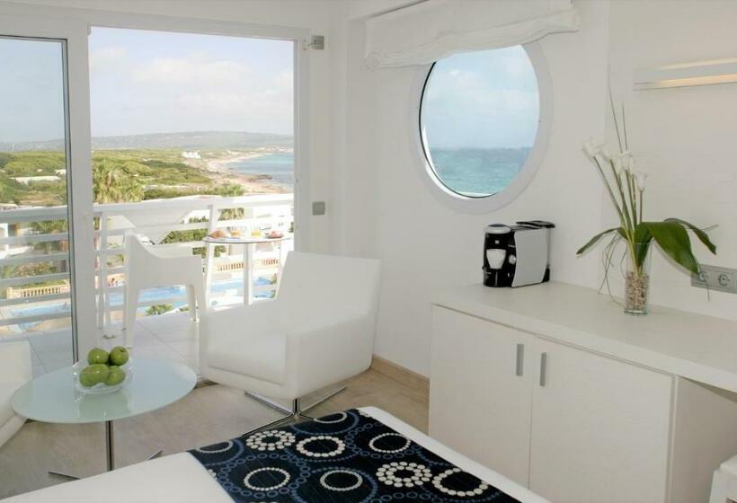 سوییت جونیور با چشم‌انداز دریا, Insotel Hotel Formentera Playa