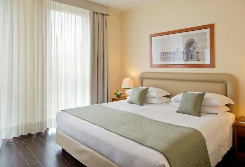 اتاق خانوادگی, Starhotels Business Palace
