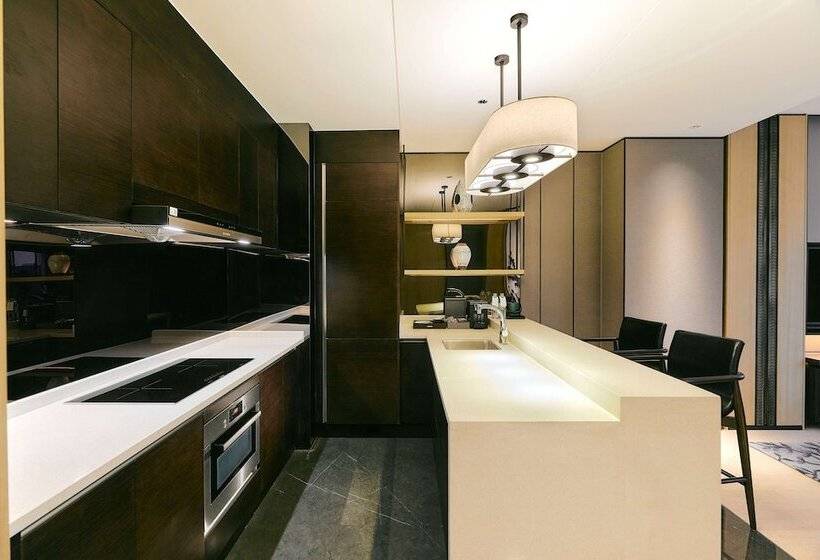 Номер Superior, Kempinski Residences Guangzhou   Free Shuttle Between Hotel And Exhibition Center During Canton Fair