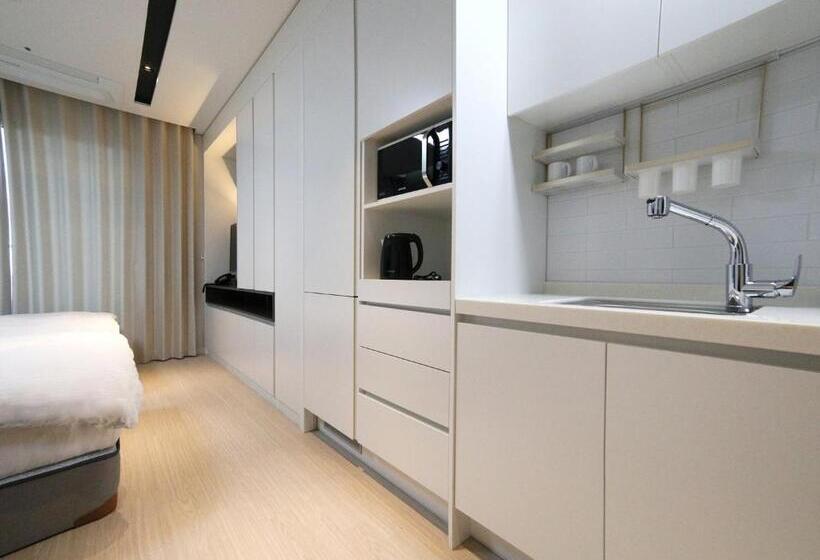 اتاق استاندارد با چشم‌انداز دریا, World State Hotel Sokcho