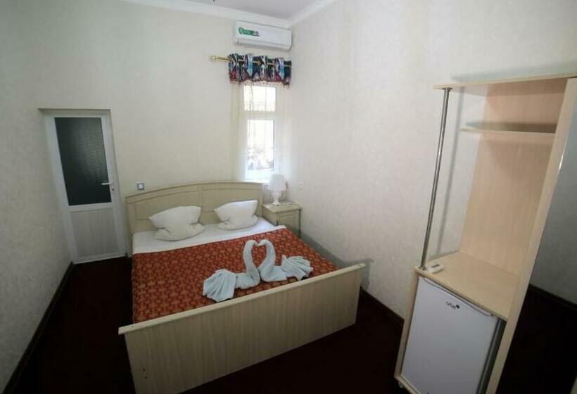 اتاق استاندارد, Guest House Dilorom B&b
