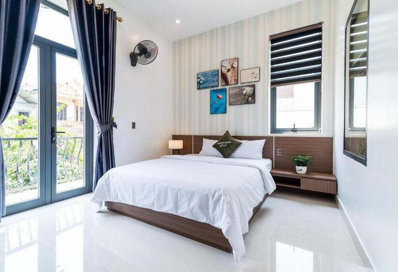 اتاق لوکس با بالکن, Peaceful House Hostel