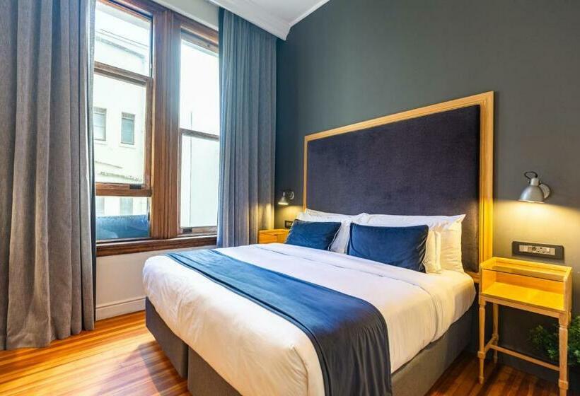 Номер Deluxe Вид на Город, Old Bank Hotel   Lion Roars Hotels & Lodges