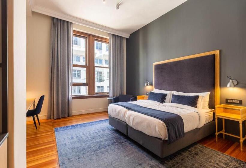 Номер Superior Вид на Город, Old Bank Hotel   Lion Roars Hotels & Lodges