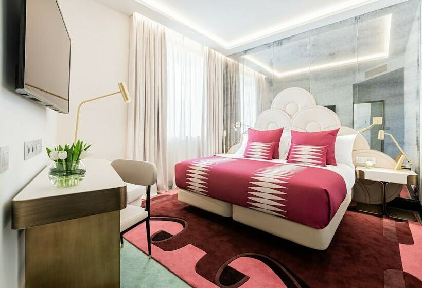 اتاق اجرایی, Room Mate Filippo