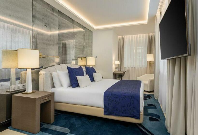 اتاق لوکس, Room Mate Filippo
