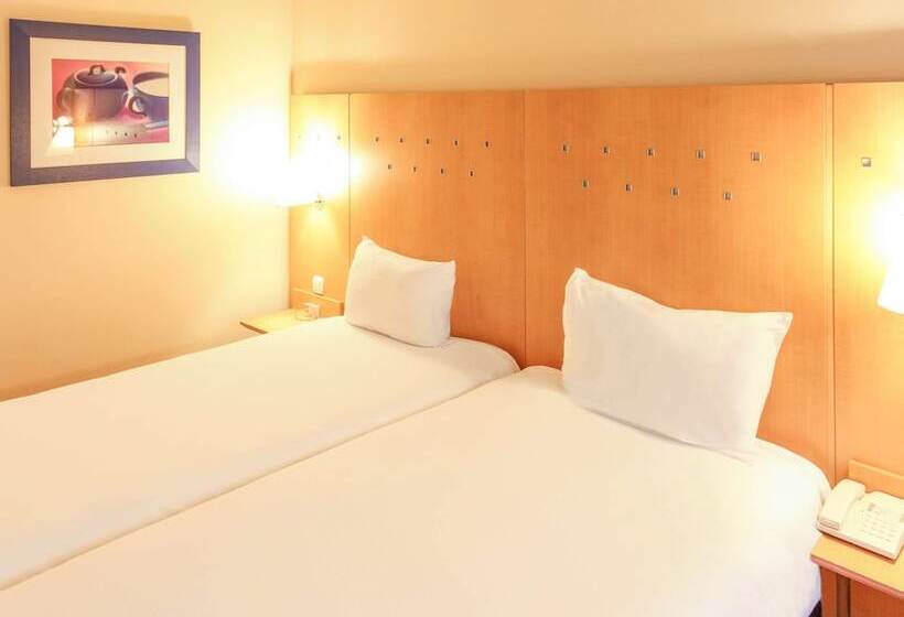 스탠다드 룸, Ibis Alcala De Henares La Garena