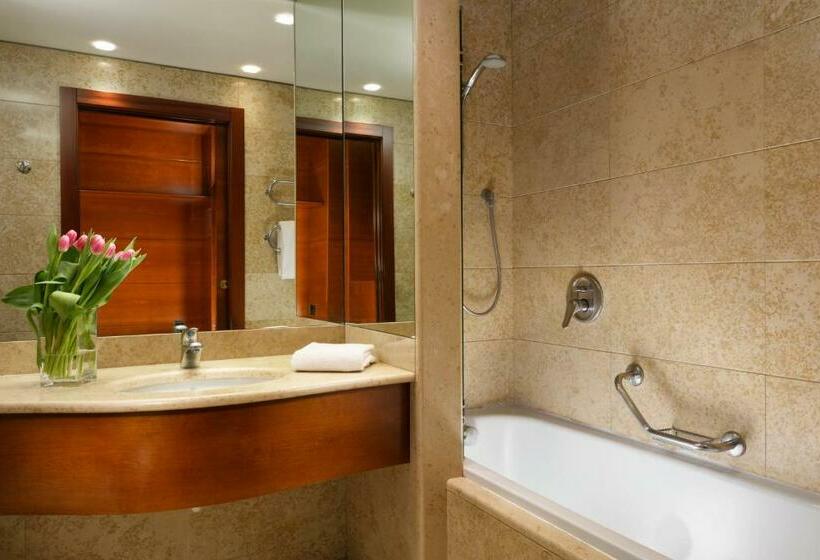 اتاق سوپریور, Unahotels Cusani Milano