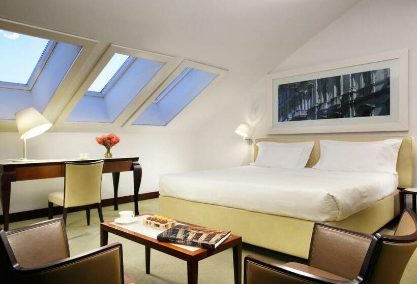 اتاق پرمیوم, Unahotels Cusani Milano