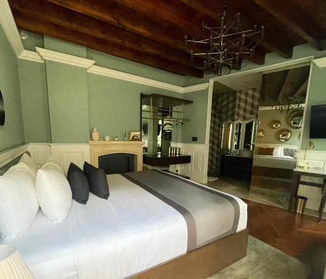 سوییت جونیور, Boutique Margarita Toluca