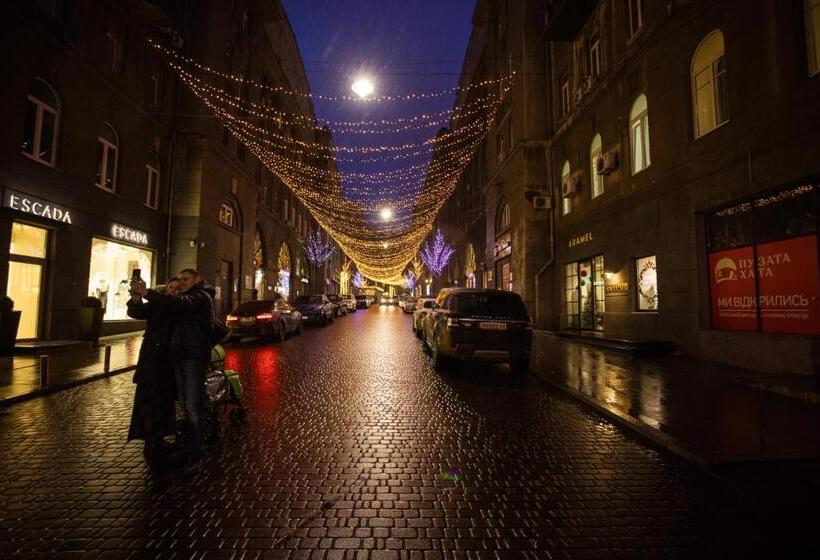آپارتمان لوکس 1 خوابه, Khreshchatyk Apart Hotel Passage