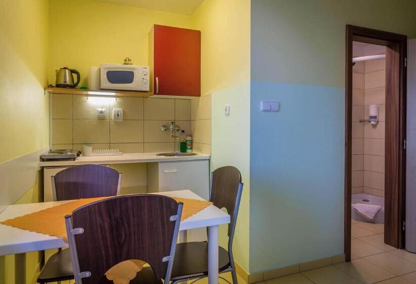 패밀리 스튜디오, Miramonti Apartmány