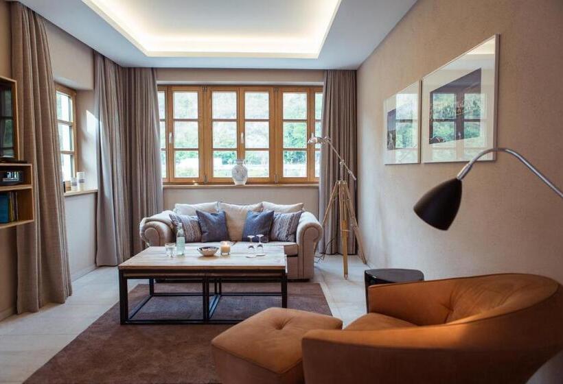 سوئیت با چشم‌انداز رودخانه, Passau   Suites