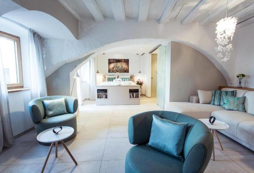 استودیو استاندارد با بالکن, Passau   Suites