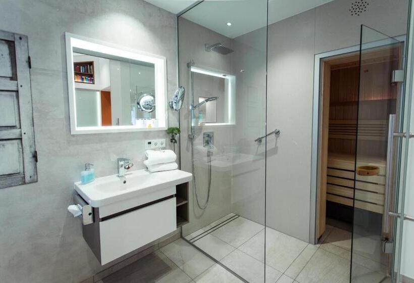 سوییت جونیور, Passau   Suites