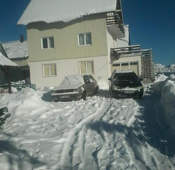 اتاق استاندارد سه نفره, Guesthouse Mijatovic