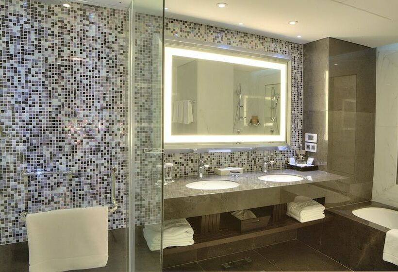 سوییت پرستیژ, Sofitel Beirut Le Gabriel