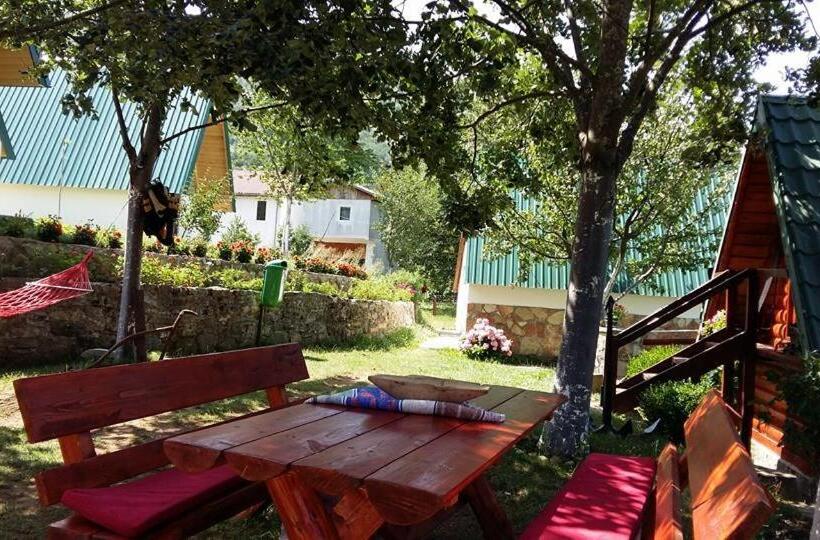 اتاق لوکس, B&b Konak