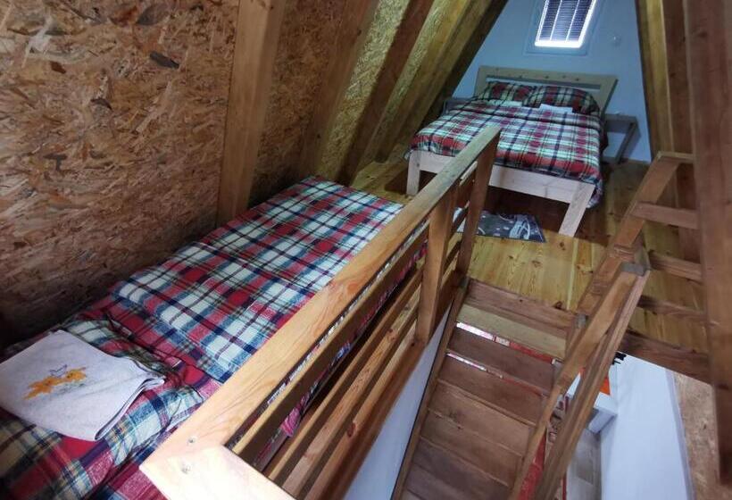 بانگلوی استاندارد, B&b Konak