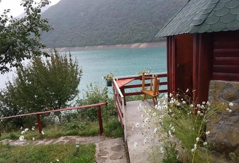 بنگله خانوادگی, B&b Konak