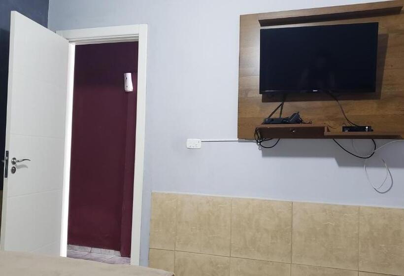 Habitación Triple Estándar Baño Exterior, Casa Capitólio I