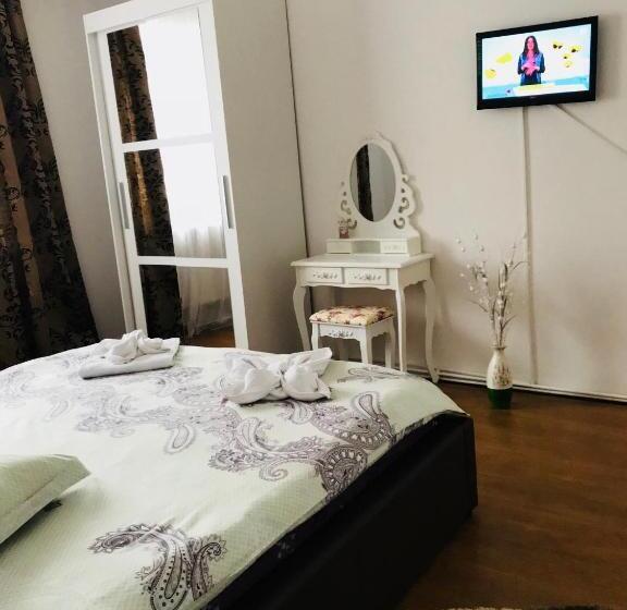 اتاق استاندارد, Unser Haus