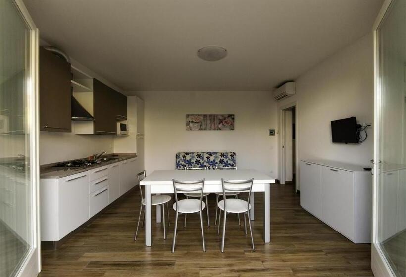 آپارتمان 2 خوابه, Villa Faro Vecchio