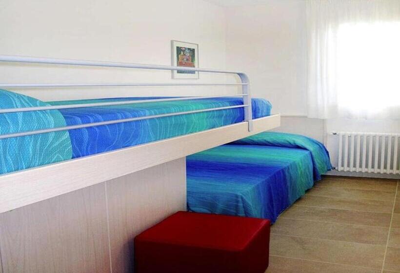 آپارتمان 2 خوابه, Villa Faro Vecchio