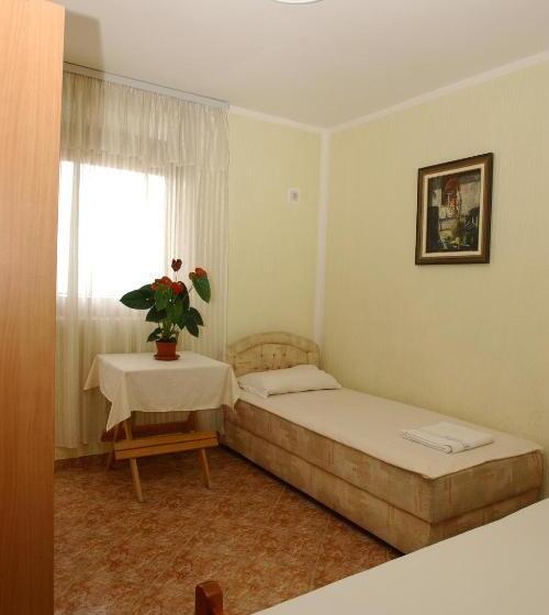 آپارتمان 2 خوابه با تراس, Rooms & Apartments Anka
