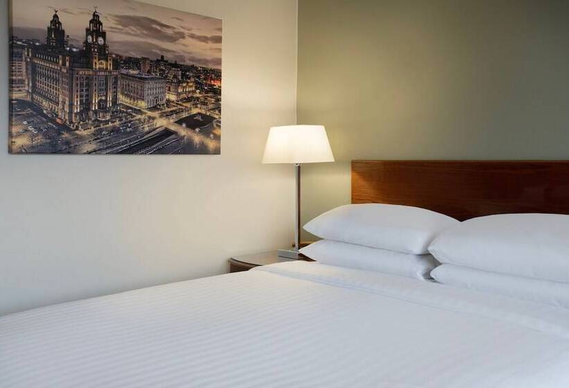 Семейный Номер, Delta Hotels By Marriott Liverpool City Centre