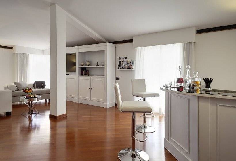 سوییت, Meliá Milano
